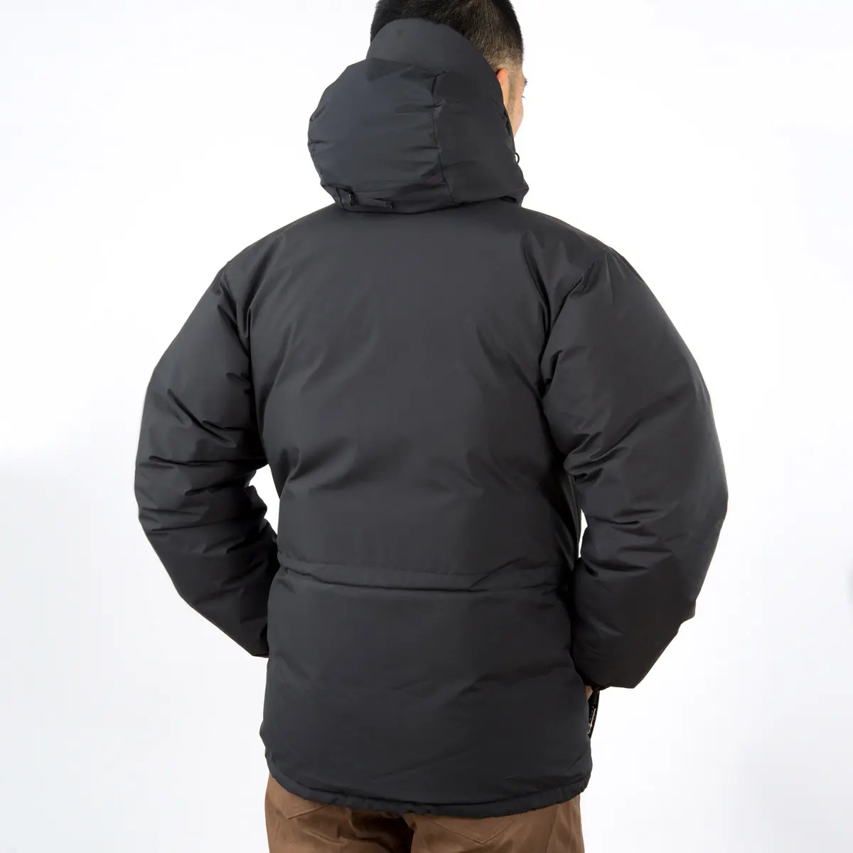 アイオンパーカ ブラック L