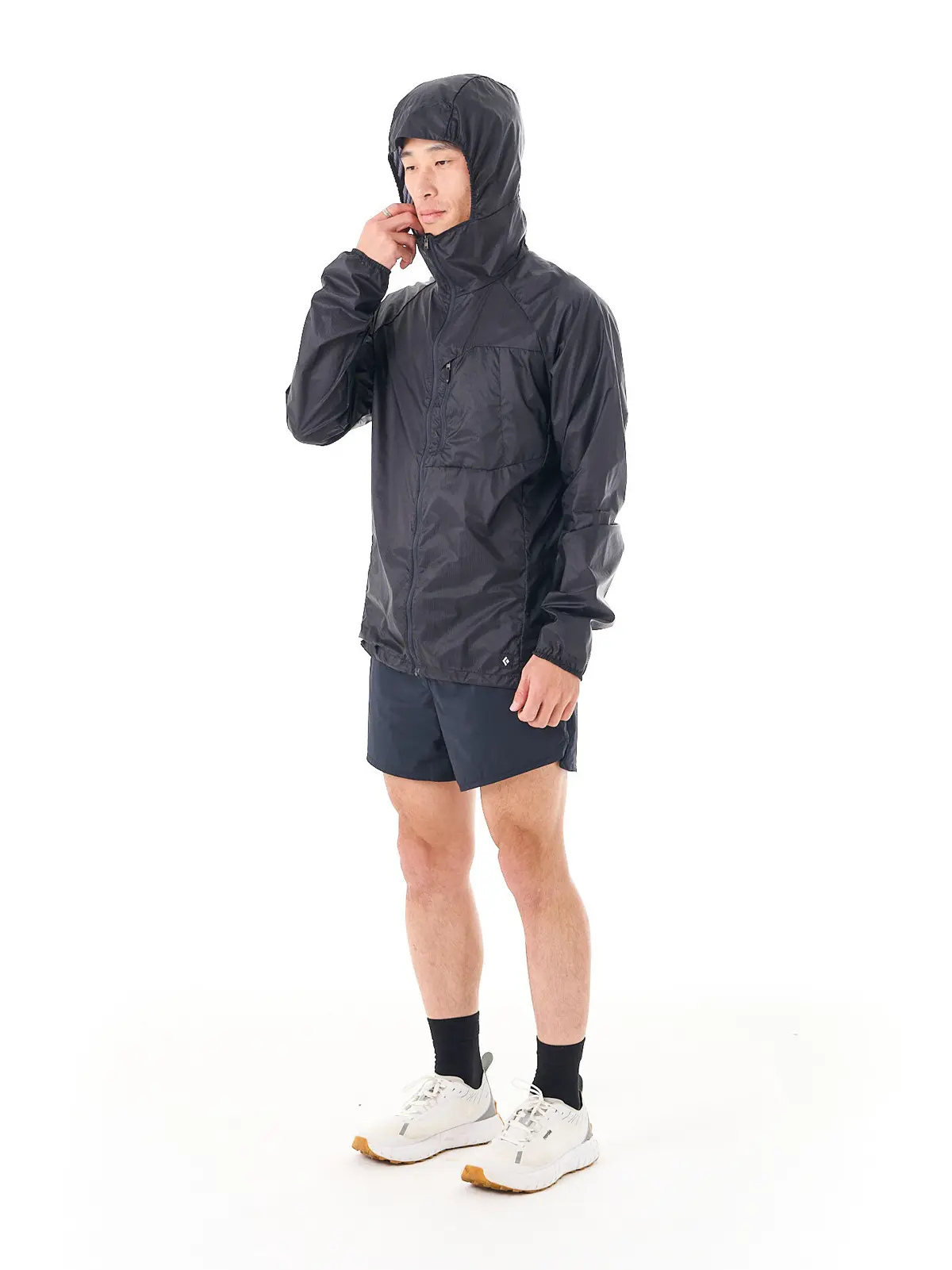 メンズ ディスタンスウィンドシェル ブラック M