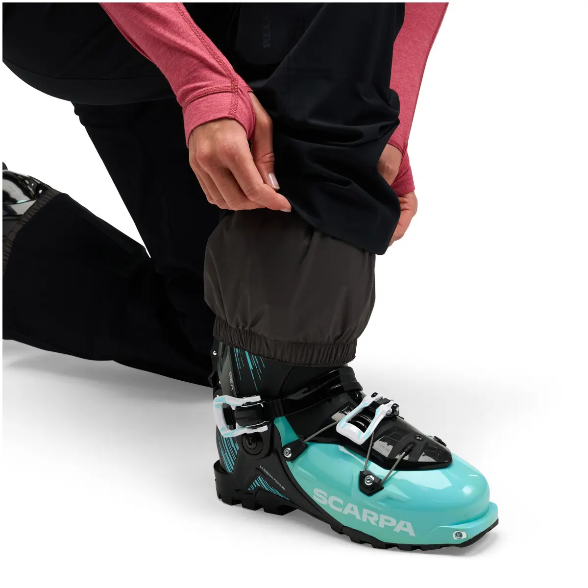 ウィメンズ リーコンストレッチビブ(XS ブラック): ブラック