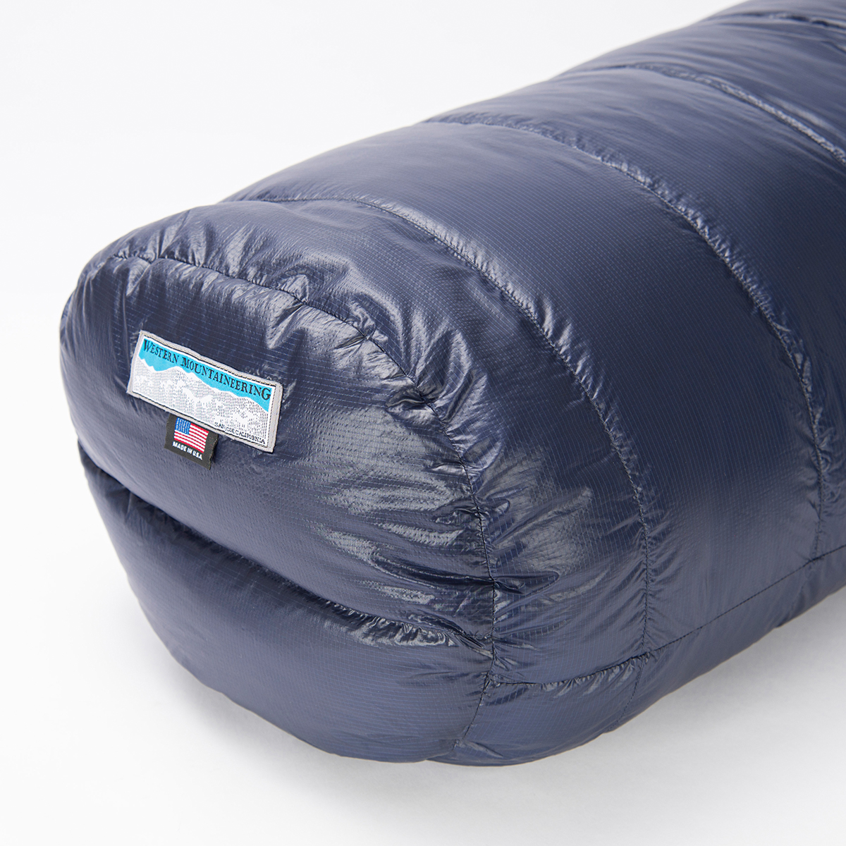 最大52％オフ！ 取寄 ウエスタンマウンテニアリング ナノライト 12D スリーピング バッグ Western Mountaineering  NanoLite Sleeping Bag Sky Blue Black